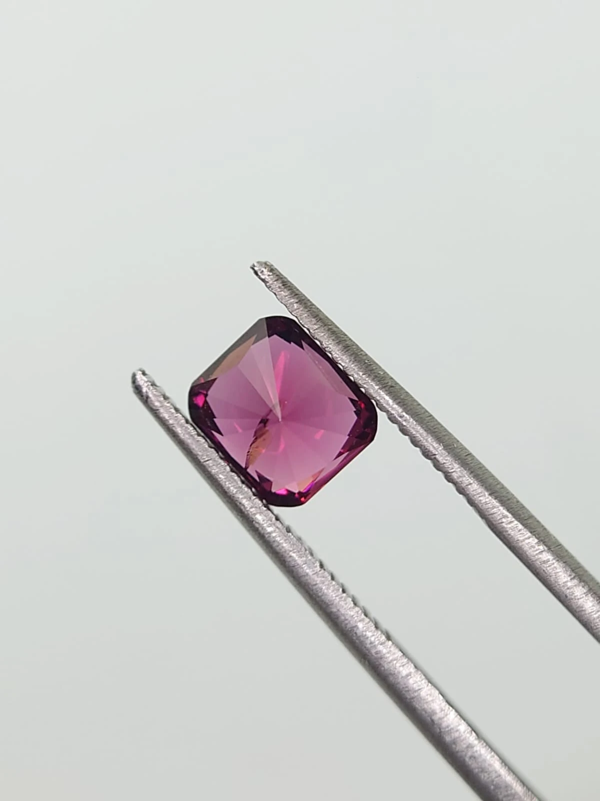 1.26ct Natural Rhodolite Garnet From Tanzania — view 3